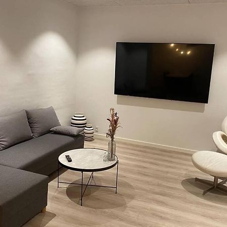 Apartamento Central Kaelder Lejlighed Give Exterior foto