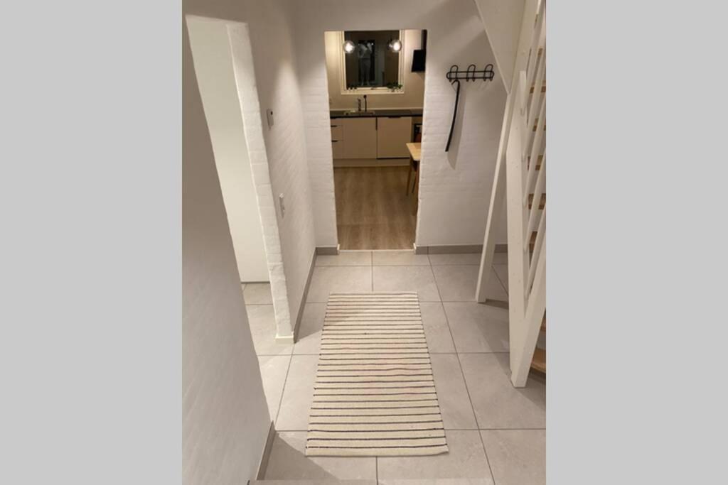 Apartamento Central Kaelder Lejlighed Give Exterior foto